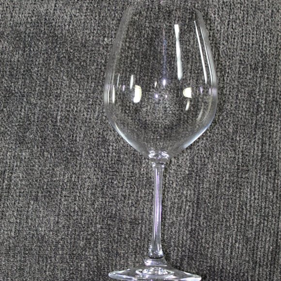 Spiegelau Large 31-ounce 10” Wine Glass - Picture 3 of 8